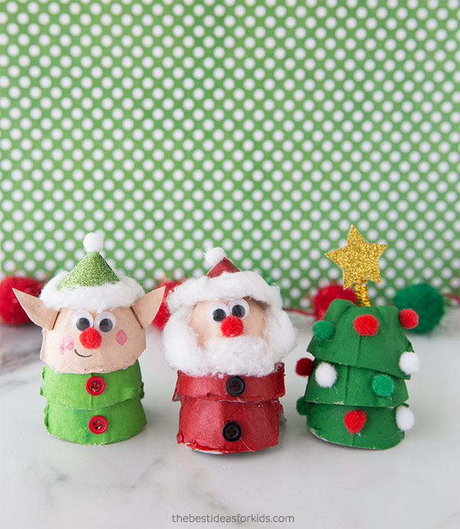 Easy Mini Pom Pom Christmas Tree DIY Craft - Mom Spark - Mom Blogger