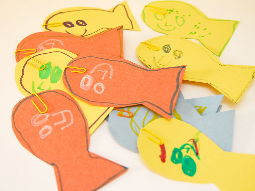 Make your own fishing game - Projects for Preschoolers