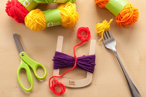 How To Make Pom Poms With A Fork — Doodle and Stitch