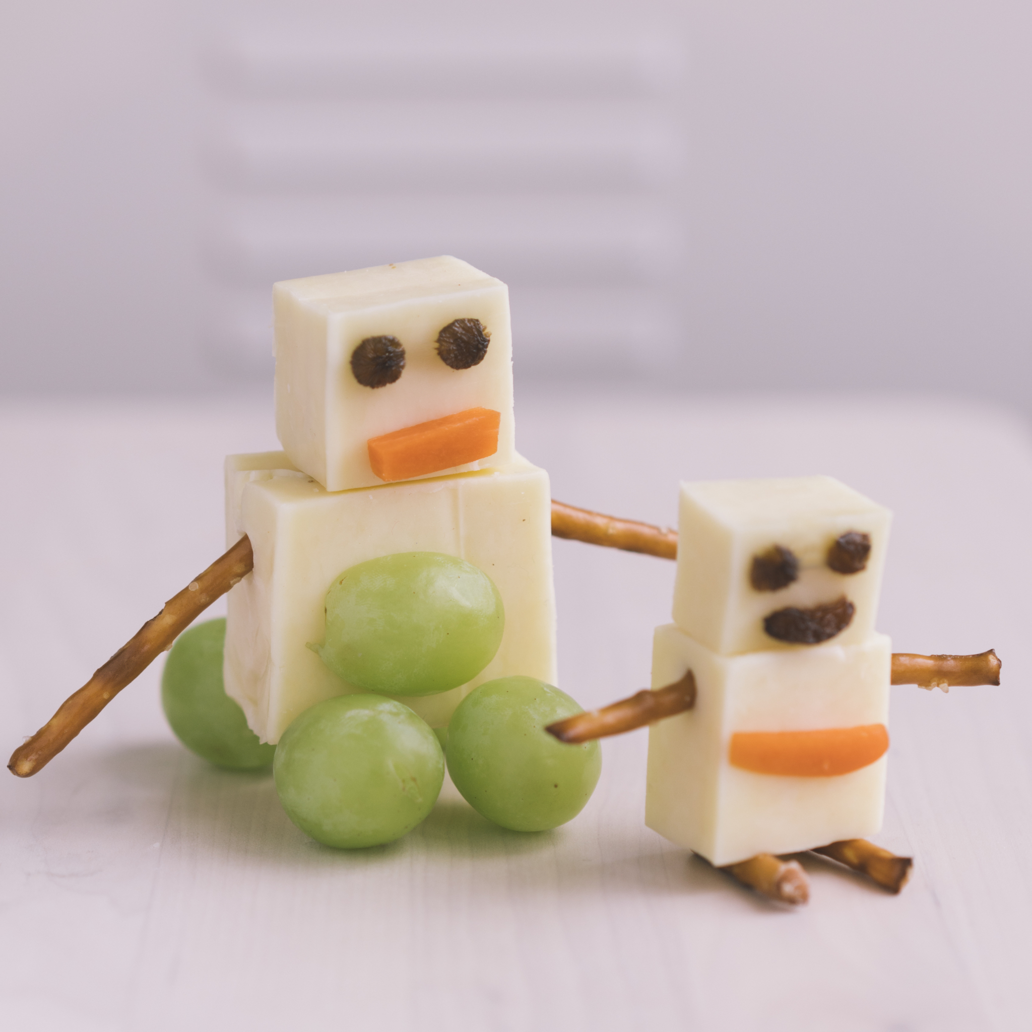 Cheese-Bot | DIY for Beginners | KiwiCo